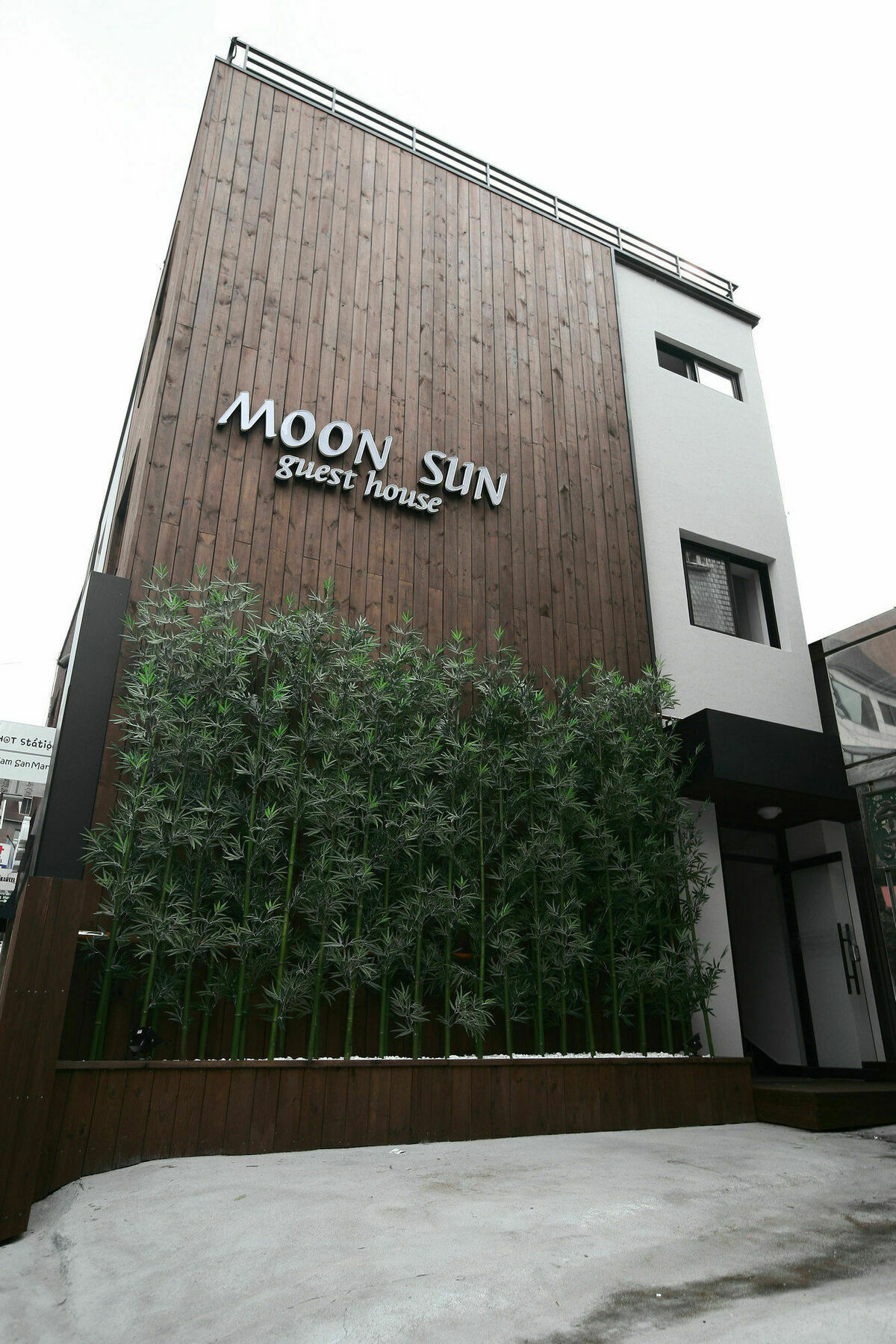 Moon Sun Guesthouse Сеул Екстериор снимка